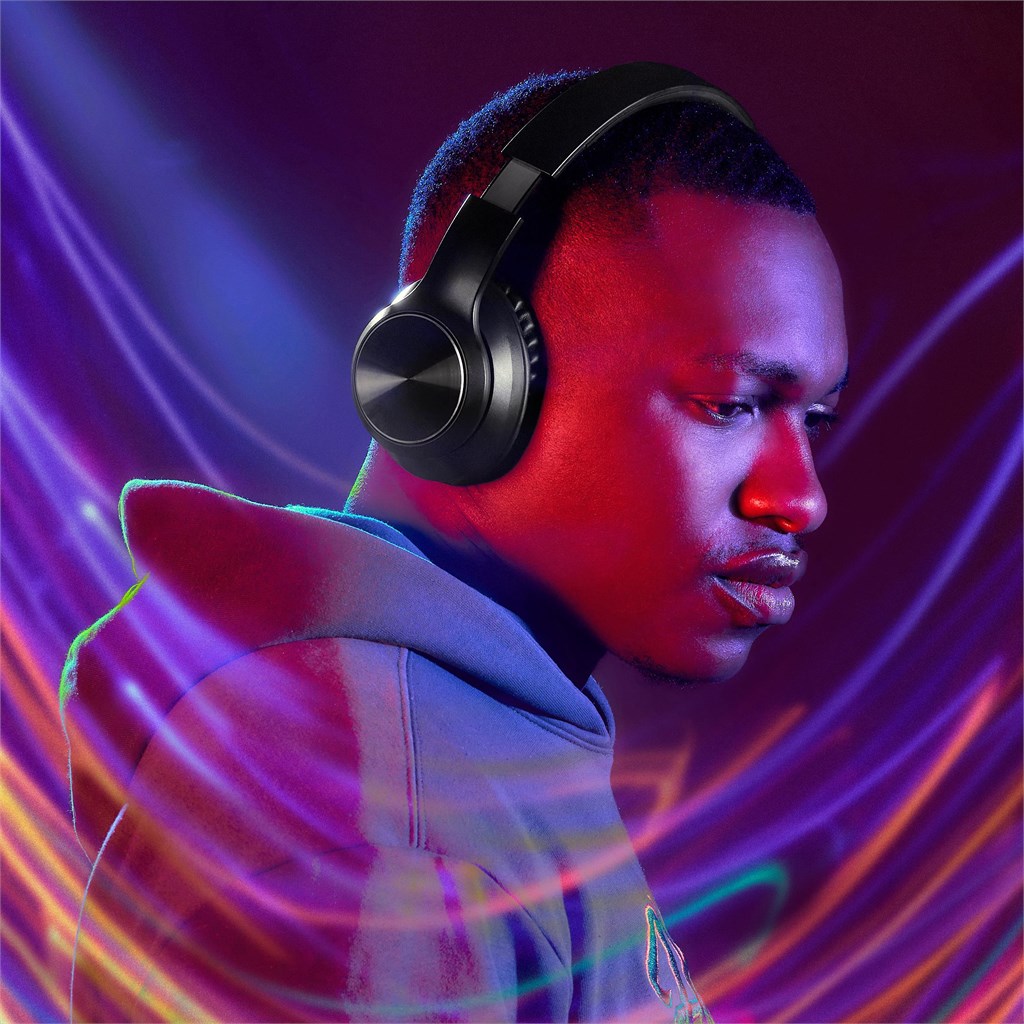 Swiss Cougar Stuttgart Active Noise-Cancelling Bluetooth Headphones - Image 8