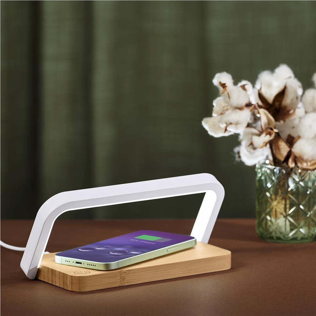 Okiyo Yoru Bamboo Wireless Charger & Night Light - Image 6