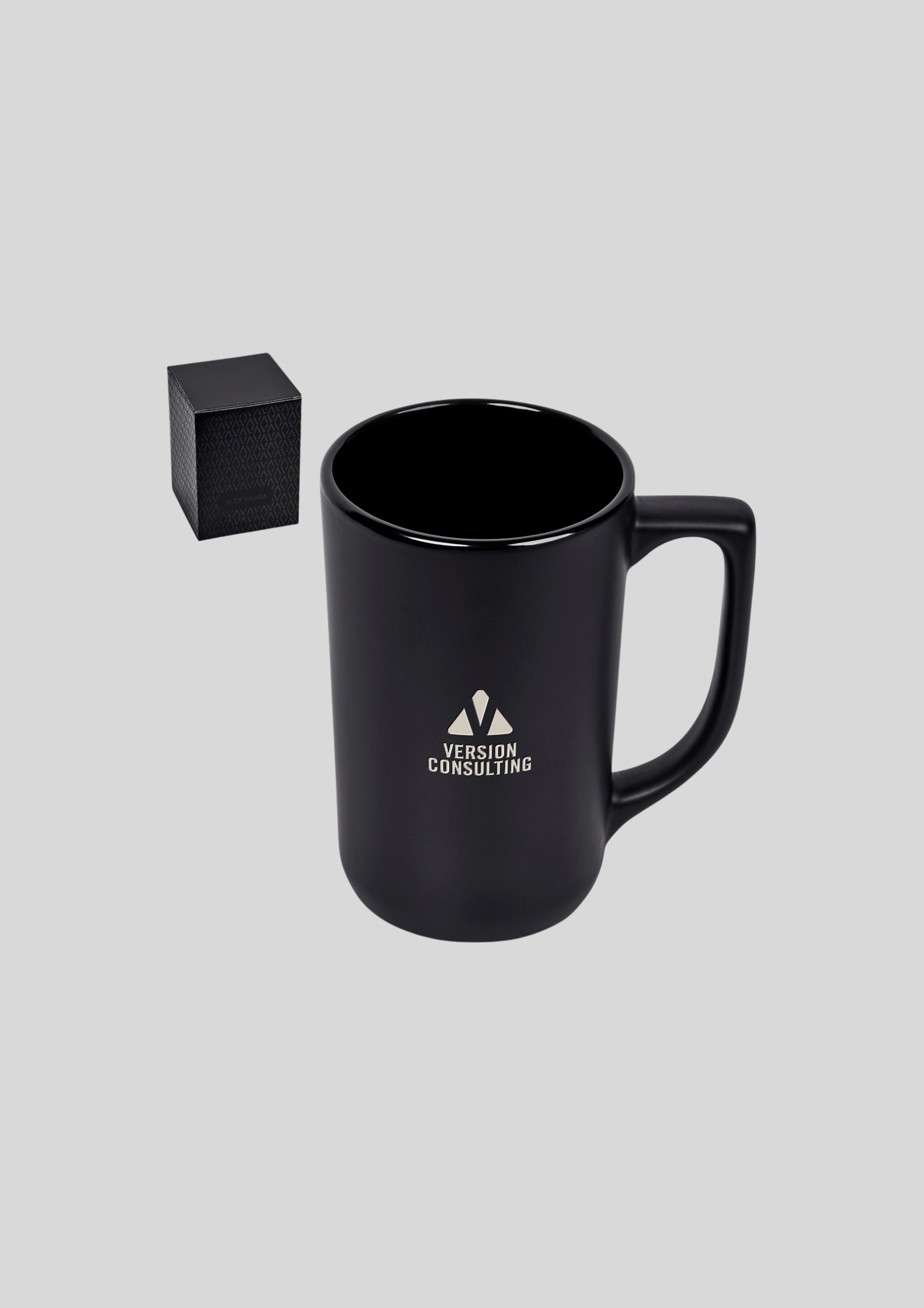 Alex Varga Marcella Ceramic Coffee Mug – 540ml - Image 3